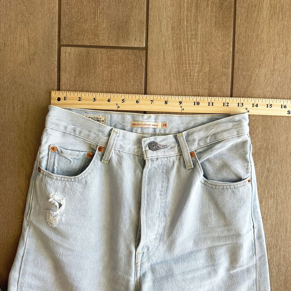 Levi's Womens Ribcage Straight Ankle Jeans Size 26 Premium Button Fly Distressed - Picture 8 of 10